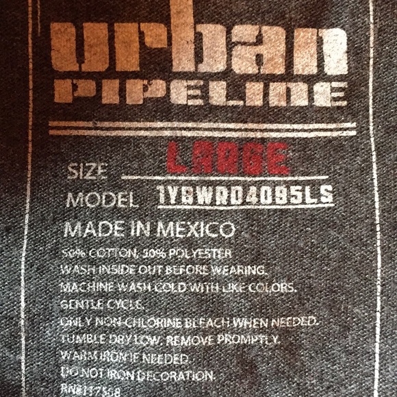 DONATED❄️Urban Pipeline Boy’s T-shirt❄️ - Picture 3 of 4